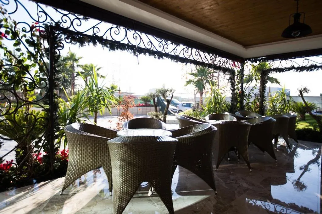 Hotel Britania Kamez Albania