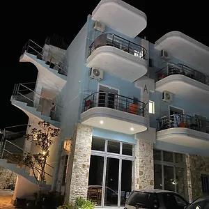 Hotel Llaka, Himara